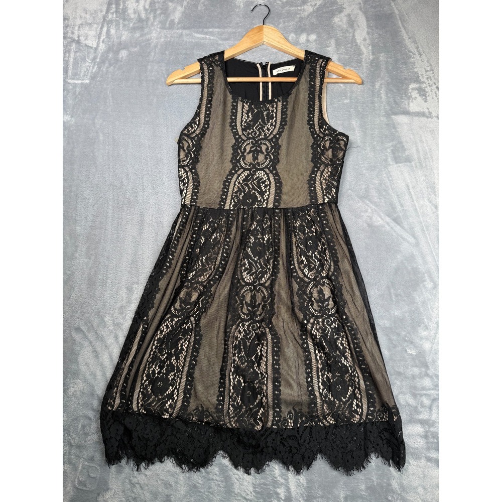 Blu Pepper Angela Mini Dress Womens Small Black Lace Floral BA3208 Sleeveless
